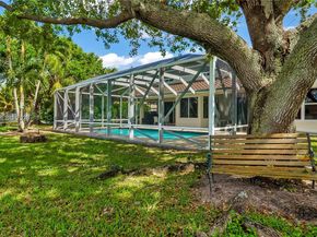 637 Lake Blvd, Weston FL 33326