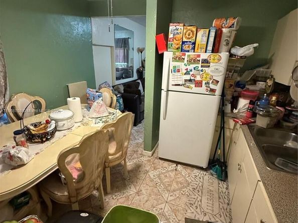 9900 NW 25th Ave, Miami FL 33147