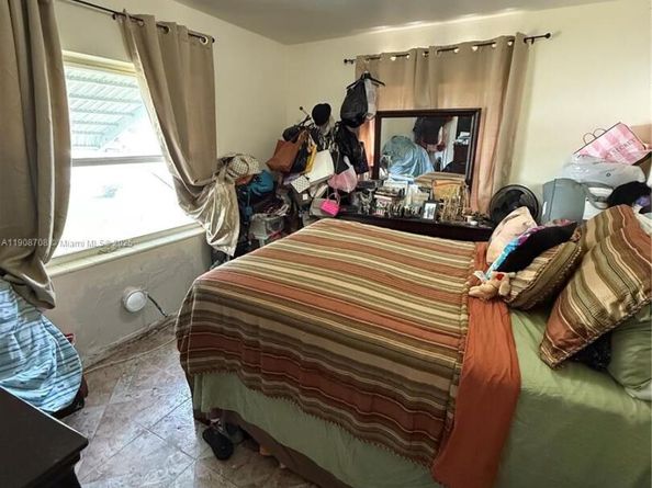 9900 NW 25th Ave, Miami FL 33147