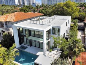 5630 Pine Tree Dr, Miami Beach FL 33140