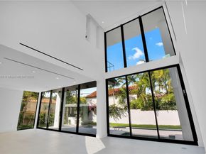 5630 Pine Tree Dr, Miami Beach FL 33140