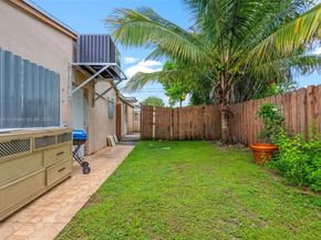 6233 Rodman St, Hollywood FL 33023