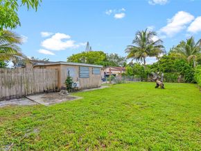 6233 Rodman St, Hollywood FL 33023