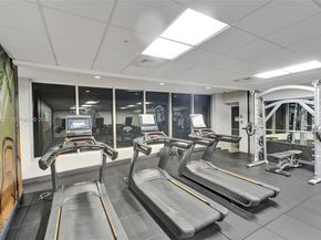 1750 N Bayshore Dr 2510, Miami FL 33132