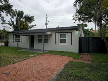 1141 SW 8th Ter