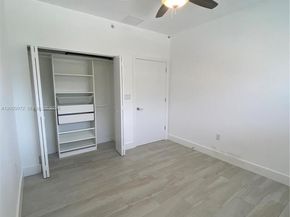 909 NW 45th Ter, Plantation FL 33317