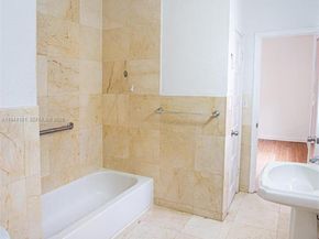 236 SW 28th Rd, Miami FL 33129