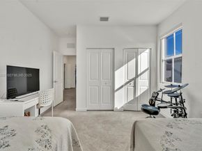 11851 NW 46th St, Coral Springs FL 33076