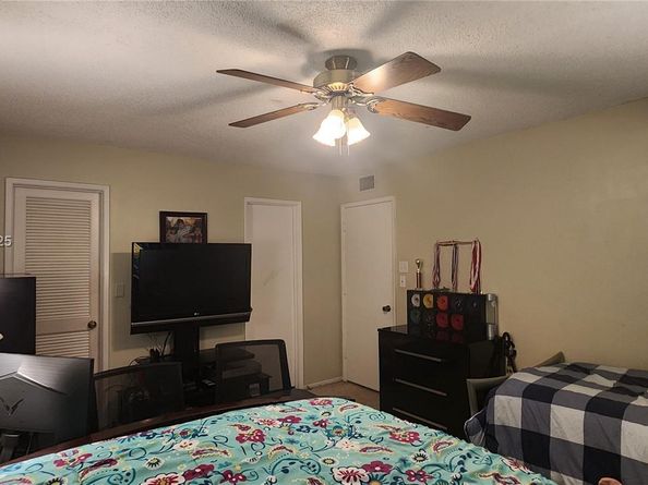 111 Gardens Dr 203, Pompano Beach FL 33069