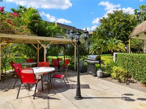 5121 W Oakland Park Blvd 304, Lauderdale Lakes FL 33313