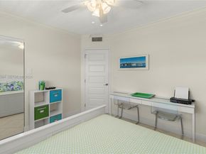 5121 W Oakland Park Blvd 304, Lauderdale Lakes FL 33313