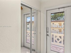 5121 W Oakland Park Blvd 304, Lauderdale Lakes FL 33313