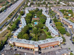 5121 W Oakland Park Blvd 304, Lauderdale Lakes FL 33313