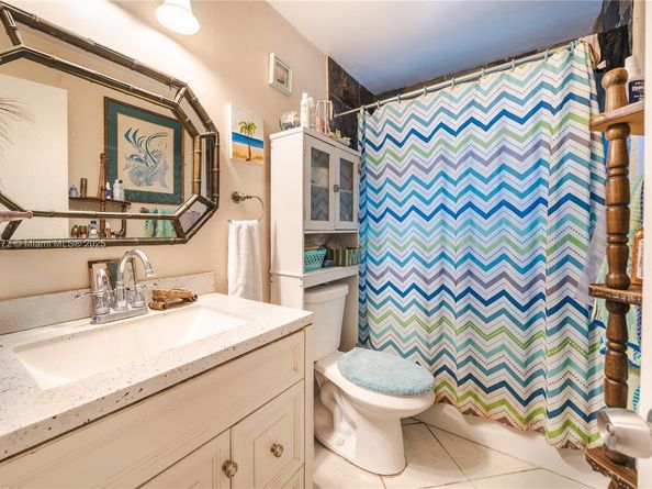 3230 N 72nd Ter, Hollywood FL 33024