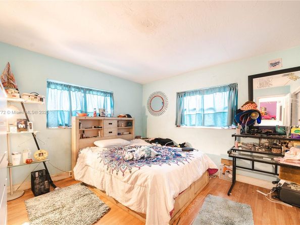 3230 N 72nd Ter, Hollywood FL 33024