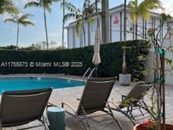 2351 Douglas Rd 1109, Miami FL 33145