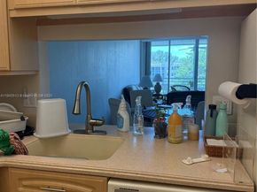 Undisclosed Address #A11845513, Davie FL 33324