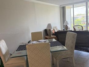 Undisclosed Address #A11845513, Davie FL 33324