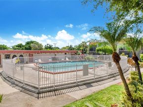 8701 SW 141st St G8, Palmetto Bay FL 33176