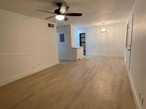 8701 SW 141st St G8, Palmetto Bay FL 33176
