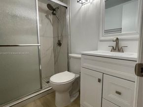 8701 SW 141st St G8, Palmetto Bay FL 33176