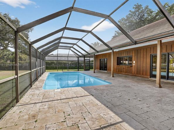 100 NW 129th Ave, Plantation FL 33325