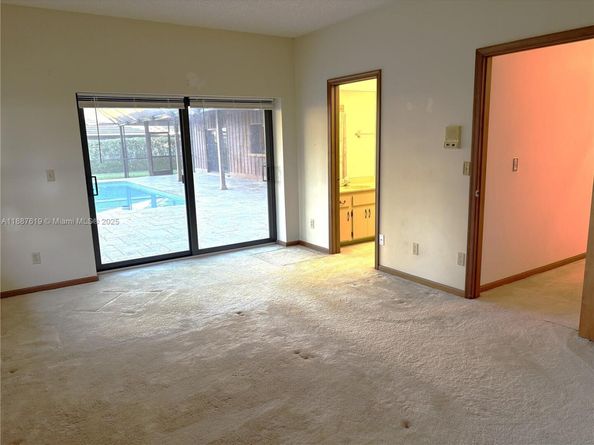 100 NW 129th Ave, Plantation FL 33325