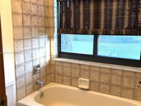 100 NW 129th Ave, Plantation FL 33325