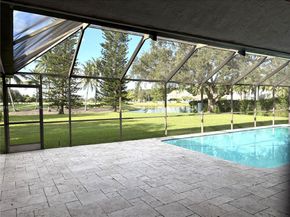 100 NW 129th Ave, Plantation FL 33325