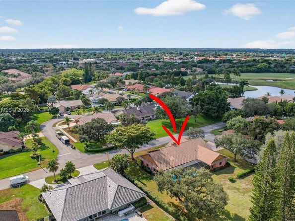 100 NW 129th Ave, Plantation FL 33325