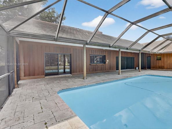 100 NW 129th Ave, Plantation FL 33325