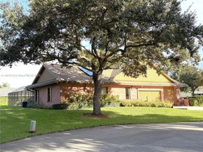 100 NW 129th Ave, Plantation FL 33325