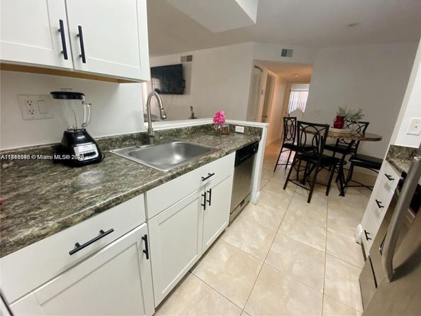 1257 SW 46th Ave 1801, Pompano Beach FL 33069