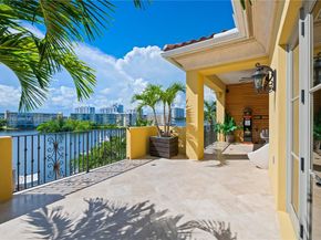 1530 Island Blvd, Aventura FL 33160
