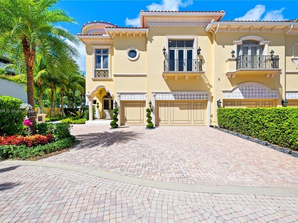 1530 Island Blvd, Aventura FL 33160