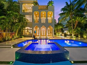 1530 Island Blvd, Aventura FL 33160