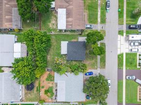 9731 NW 24th Pl, Sunrise FL 33322