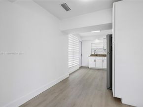 9731 NW 24th Pl, Sunrise FL 33322