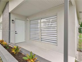9731 NW 24th Pl, Sunrise FL 33322