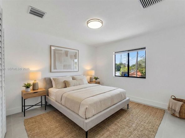 5817 NW 30th Ave, Miami FL 33142