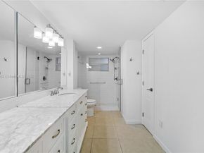 873 NE 195th St 107, Miami FL 33179