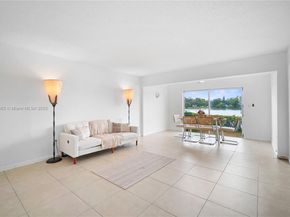 873 NE 195th St 107, Miami FL 33179