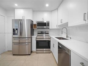 873 NE 195th St 107, Miami FL 33179