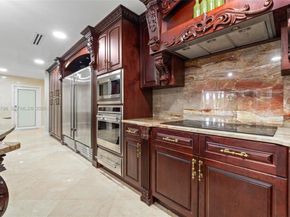 185 SW 130th Ave, Miami FL 33184