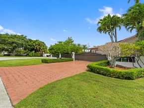 185 SW 130th Ave, Miami FL 33184