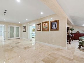 185 SW 130th Ave, Miami FL 33184