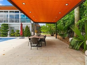 185 SW 130th Ave, Miami FL 33184