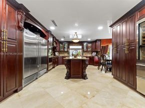 185 SW 130th Ave, Miami FL 33184