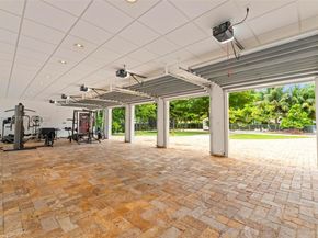 185 SW 130th Ave, Miami FL 33184