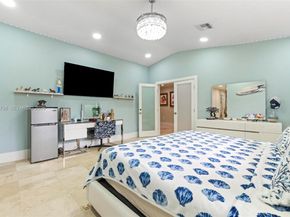 185 SW 130th Ave, Miami FL 33184